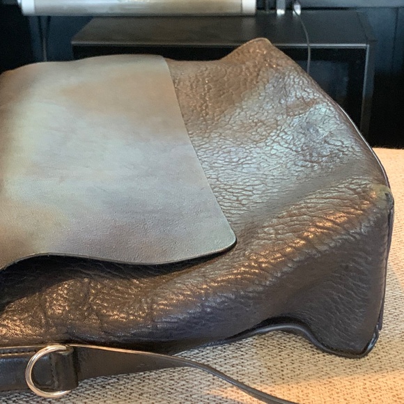 All Saints Pebble Satchel - Picture 4 of 6